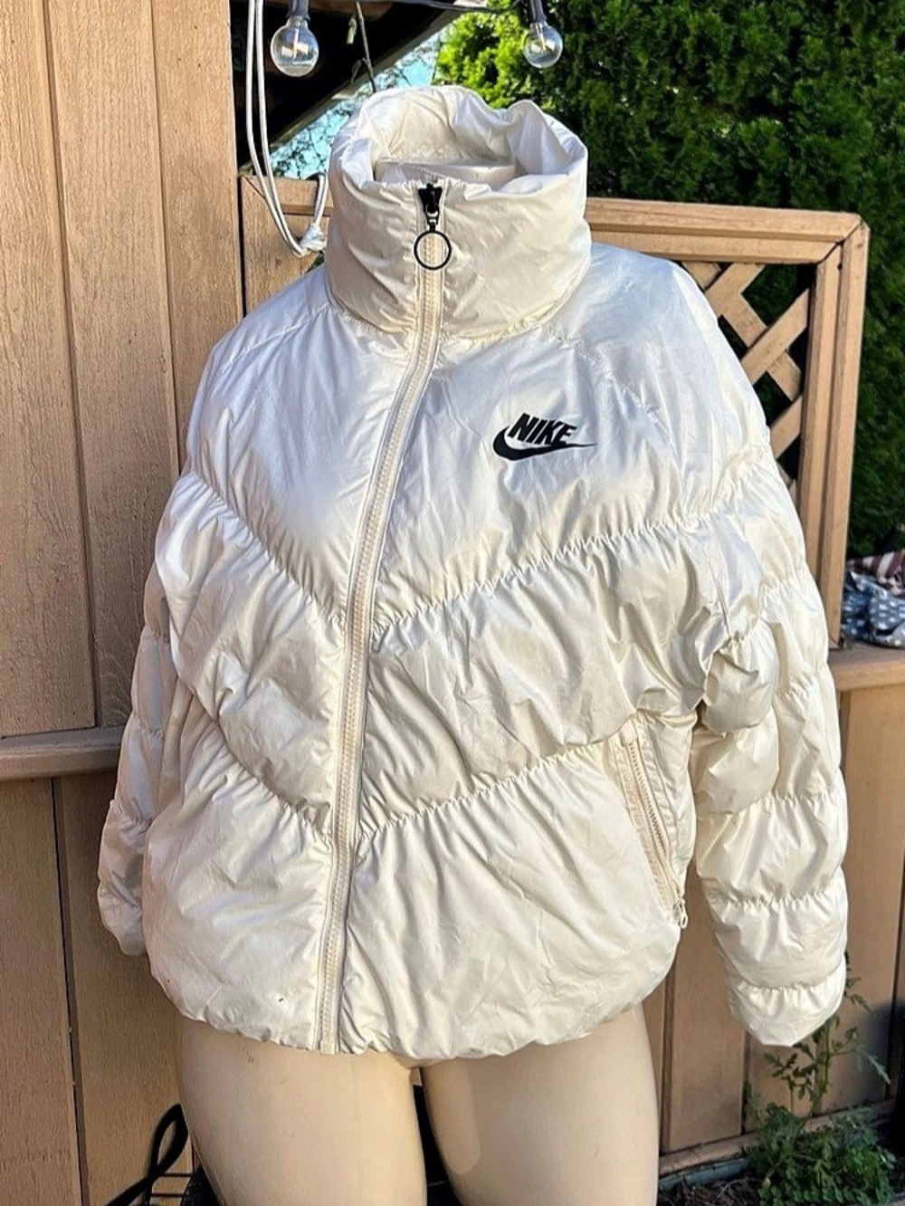 EUC Nike Womens Sportswear Synthetic Fill Jacket Puffer Cream Black CD4216 110 L